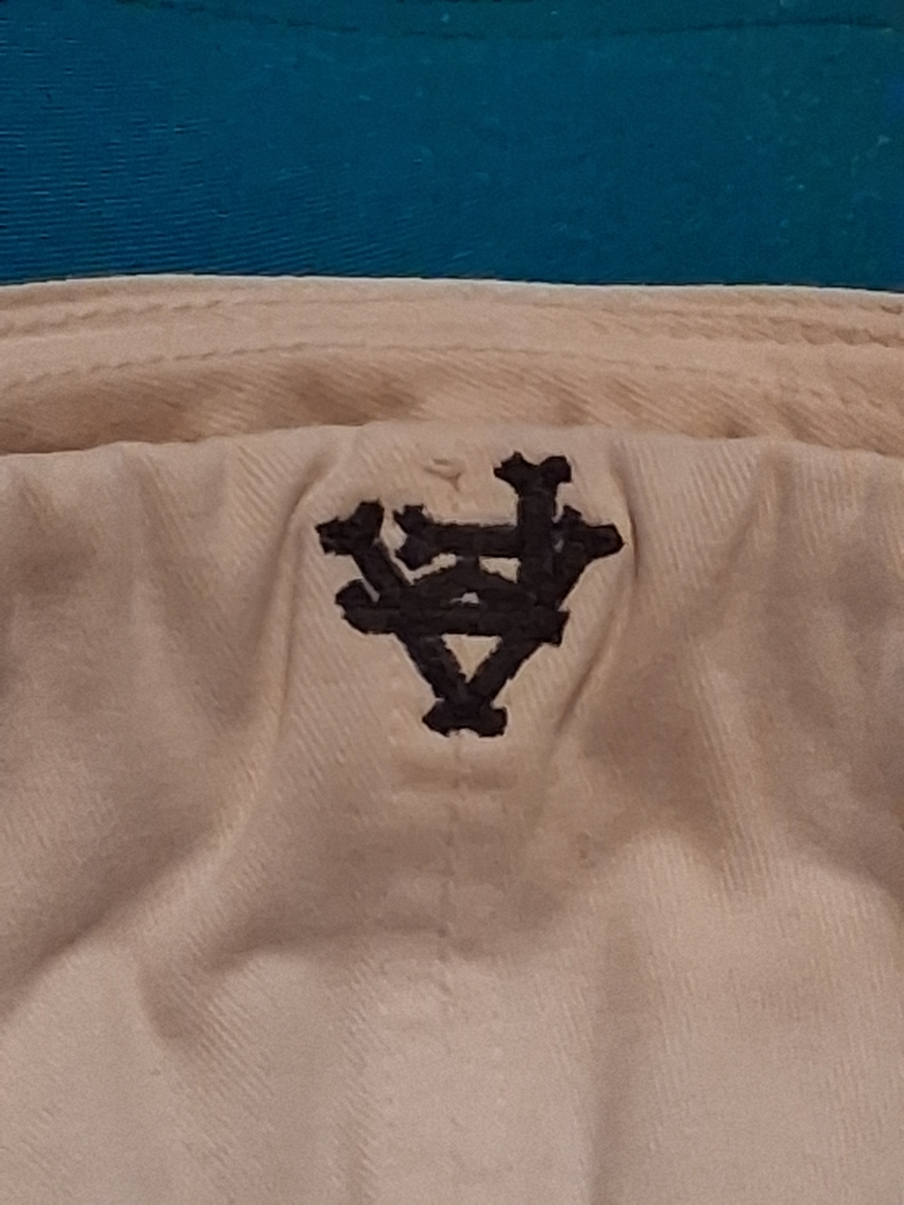 Abercrombie & Fitch Ivory Baseball Cap with Black Embroidery - Picture 5 of 7